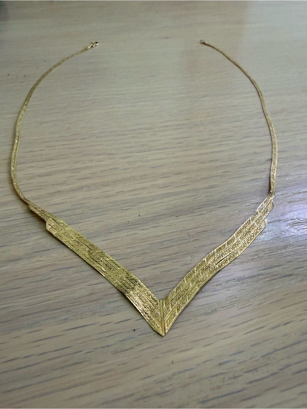 14k solid Gold V-Front Textured Necklace - Women Jewelry